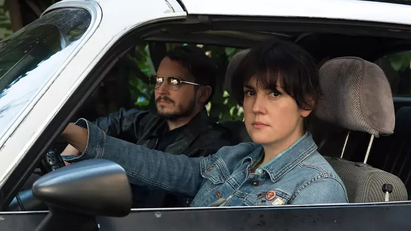Image: Elijah Wood and Melanie Lynskey in I Don't Feel at Home in This World Anymore