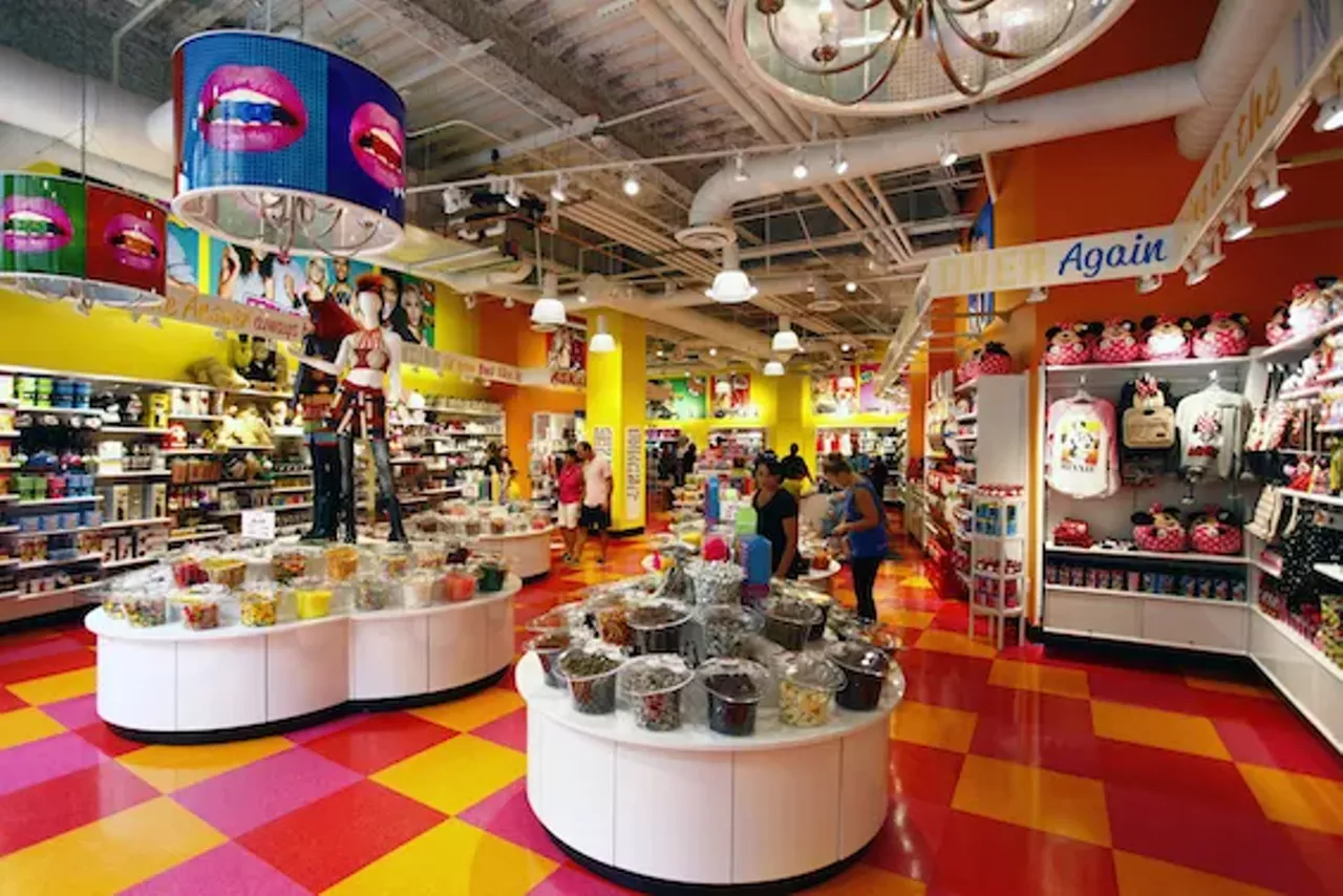 It's Sugar Downtown Denver Retail General