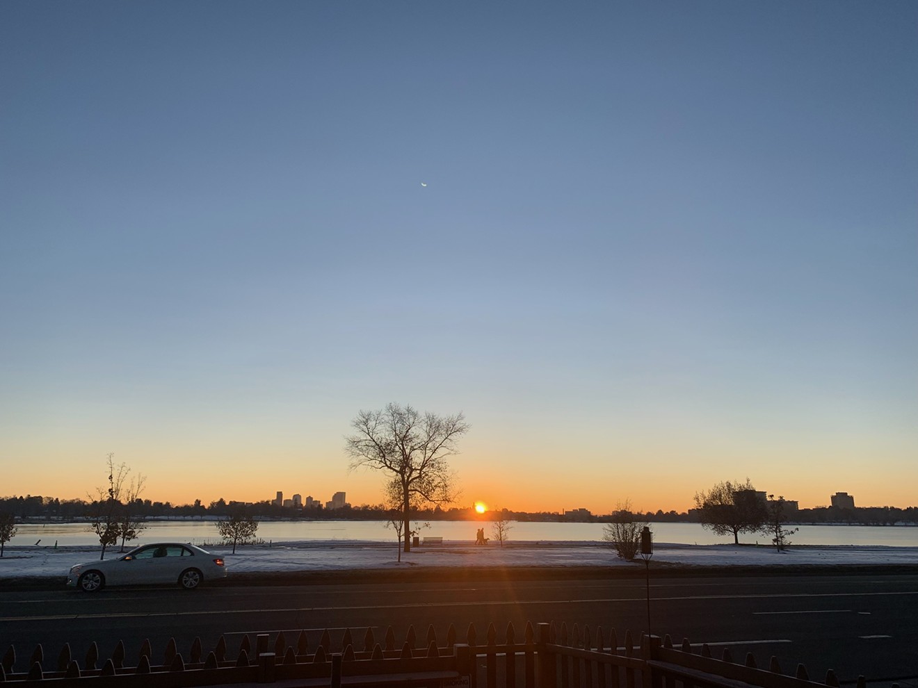Sunrise at the Lakeview Lounge on the last day of Daylight Saving Time, November 2019.