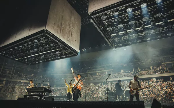 Image: Linkin Park Ignites Ball Arena With Nostalgia and New Fire: Photos