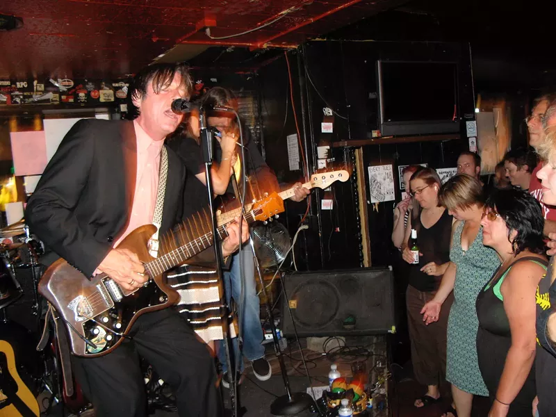Image: John Doe plays the Lion's Lair in 2007.