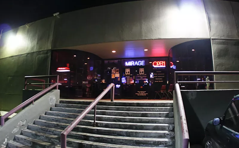 Image: Littleton's Mirage Is the Vegas Vacation of Neighborhood Bars