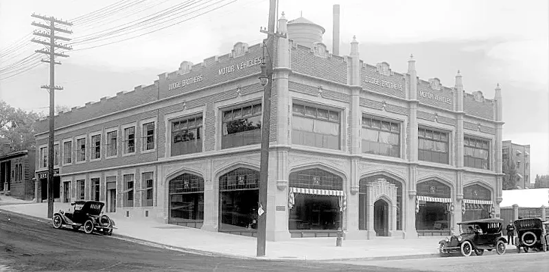 Image: The Dodge Building debuted a century ago at 13th and Lincoln.