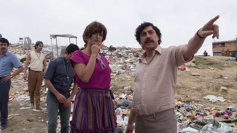 Image: Javier Bardem (right) plays cocaine king Pablo Escobar and Penélope Cruz portrays television journalist Virginia Vallejo, the woman who is Loving Pablo in Fernando Leon de Aranoa’s drug-life biopic.