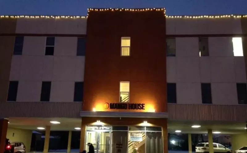 Image: Mango House Receives Anonymous Note Threatening to Blow Up Refugees