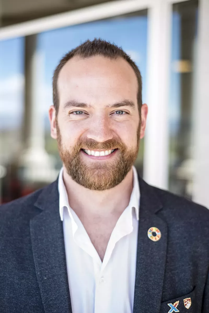 Image: Independent Nick Thomas is trying to upend the political world, but in a non-Trumpian sense.