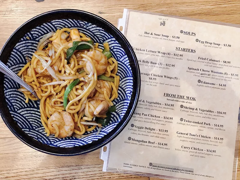Image: Shrimp lo mein at Qi-Lin.