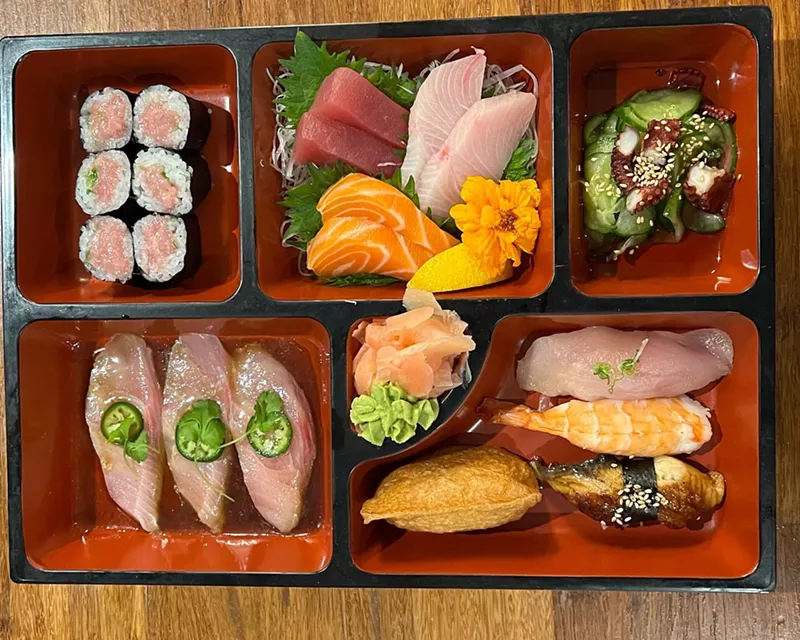 Image: various sushi on a plate