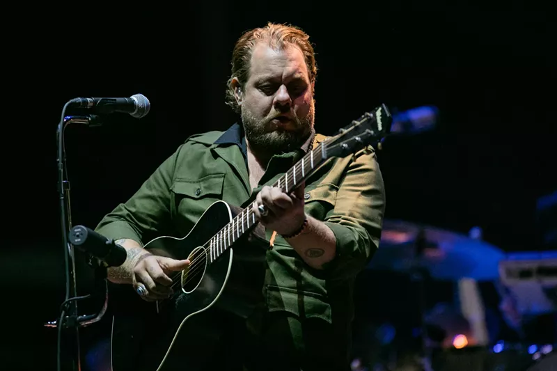 Image: Nathaniel Rateliff plays an intimate set during the pandemic.