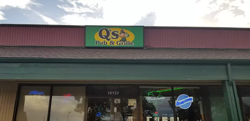 Image: Q's Pub and Grille might not look too fancy, but it's a solid, friendly Irish bar.