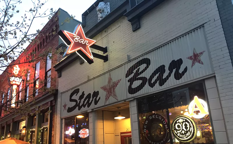 Image: Neighborhood Bars: Ballpark Denizens Call Star Bar Home
