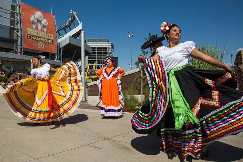Image: Mexican folk dancers at Tacolandia.