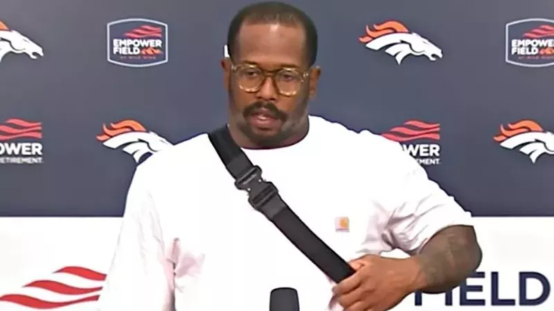 Image: Von Miller meeting the press after an October 2019 Broncos win over the Tennessee Titans.