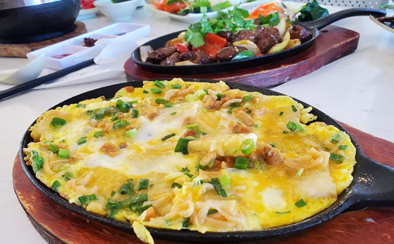 Twin Perks bikini baristas will give Denver its boobs and beans Cafe