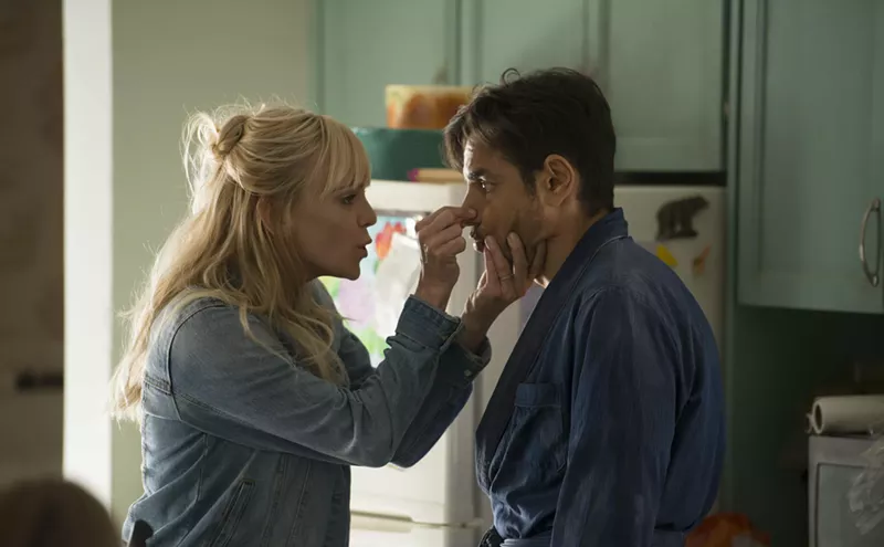 Image: Overboard Returns With a Great Cast but That Same Horrifying Premise