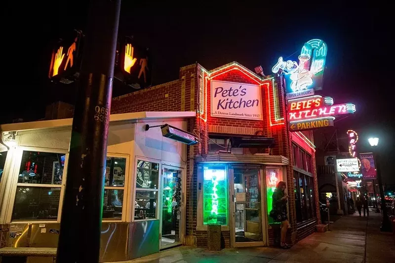 Image: Bars are back, and now Pete's late night is, too — on weekends, at least.
