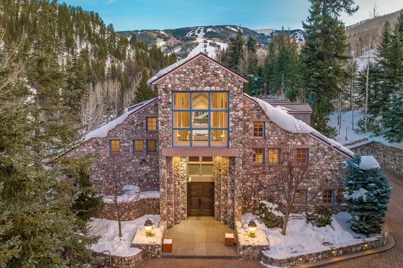 Image: The house is giant and stunning.