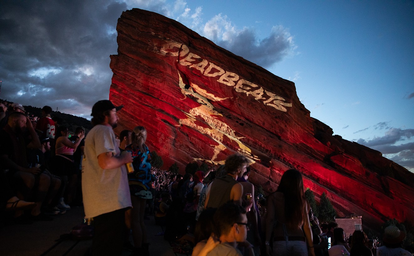 Photos: Night One of Deadrocks Was a Sold-Out Rain Show