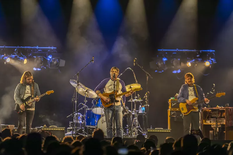 Image: Sturgill Simpson performing on stage at Mission Ballroom on April 14, 2025.