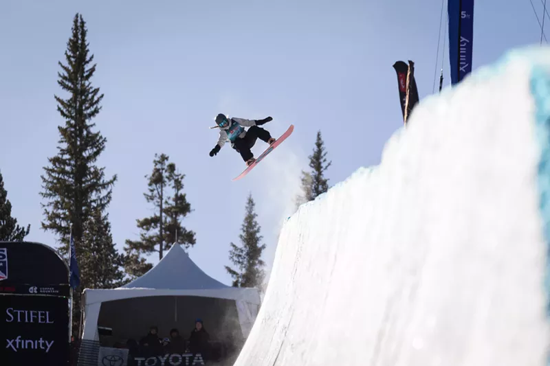 Image: Australia's Emily Arthur drops into Copper Mountain's superpipe on day one of the Toyota U.S. Grand Prix.