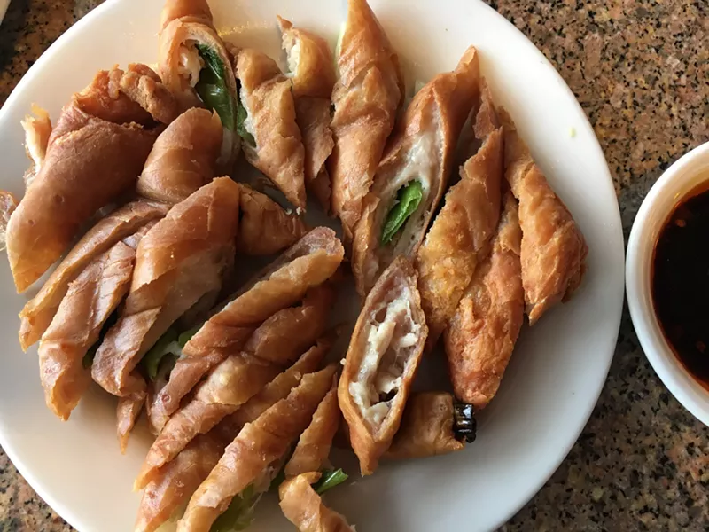 Image: Fried pig intestines, like these at He-Xing Garden, are surprisingly appealing to the eye.