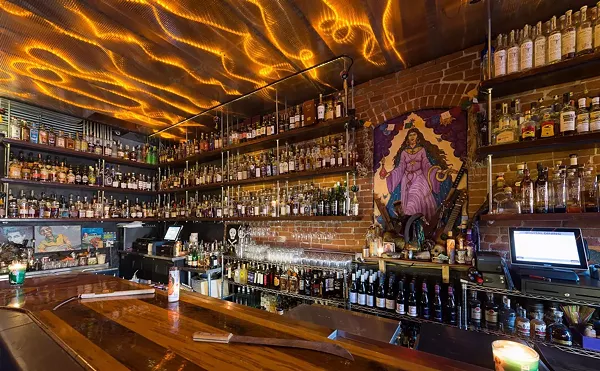 Image: Raise a Glass: Finn's Manor Turning Ten This Weekend