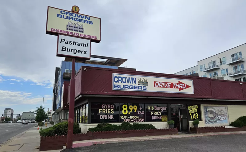 Image: Reader: A Great Family Created a Great Family Joint at Crown Burgers