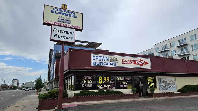 Image: Crown Burgers