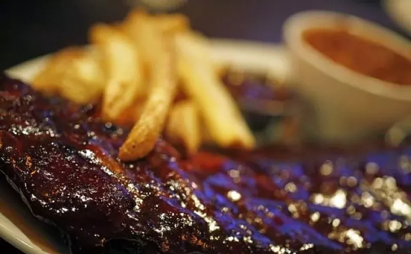 Image: Reader: Head South for Good Barbecue; Stick With Green Chile in Denver