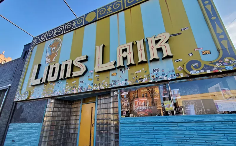 Image: Readers Speculate on Lion's Lair Property's Future
