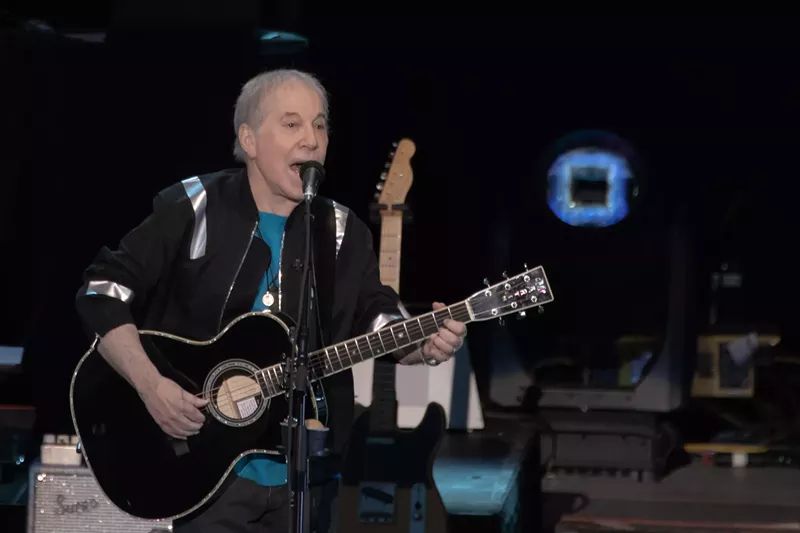 Image: Paul Simon performed at Fiddler's Green Amphitheatre on May 30.