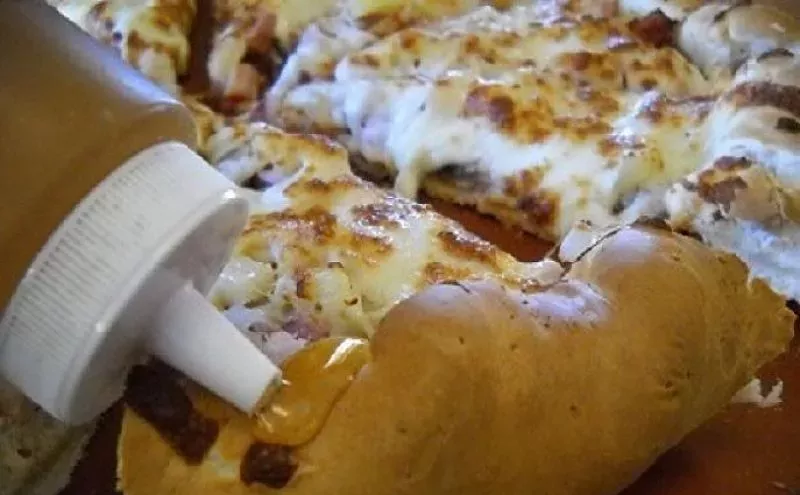 Image: Reader: We're Losing Colorado Classics to Cookie-Cutter Pizza Chains