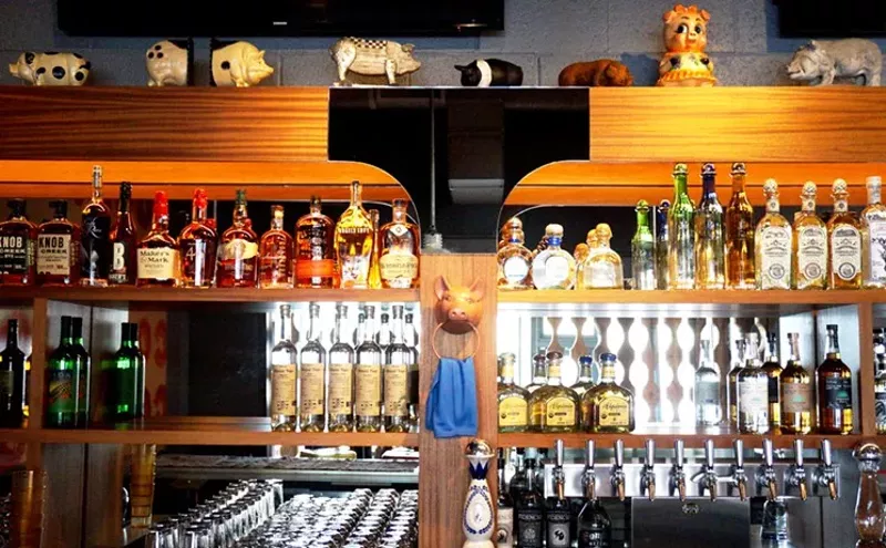 Image: Restaurateur Johnny Ballen Will Open Cochino Taco in Gary Lee's Space