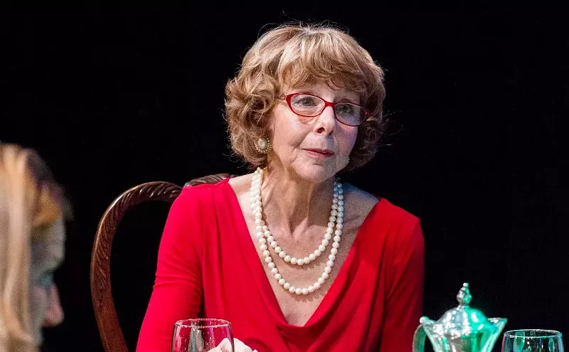Image: Review: Edge Theater Takes Out the Long Knives for Dinner