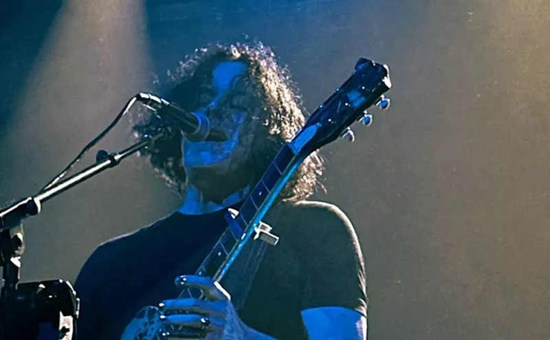 Image: Review: Jack White Huffs, Puffs and Blows the Bluebird's Roof Off