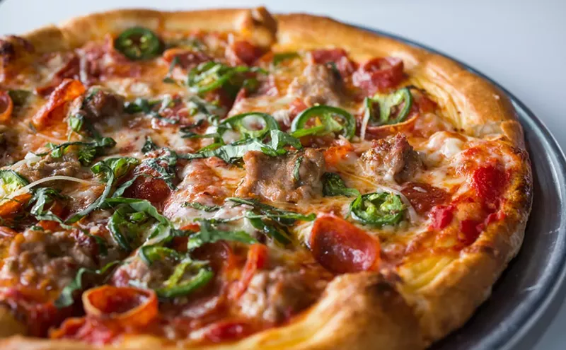 Image: Review: Viàle Pizza &amp; Kitchen Is a Must-Stop on South Colorado