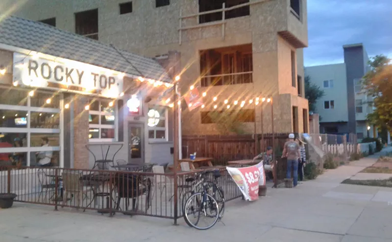 Image: Rocky Top Tavern Brings the Wings in Regis