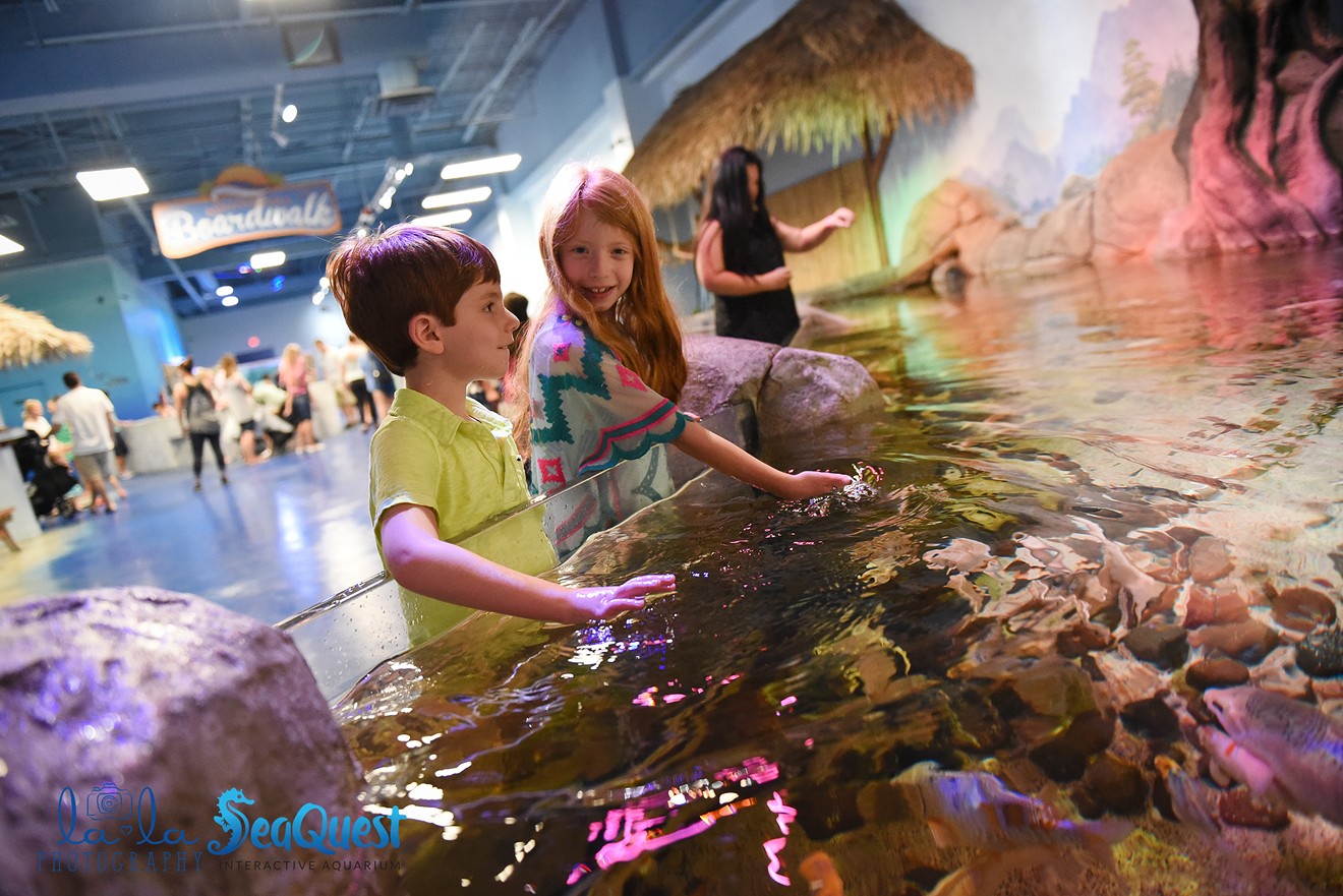 Watch out, kids! You're at an aquarium 1,000 miles from any ocean!