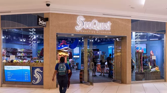 The entrance to SeaQuest Littleton in Southwest Plaza
