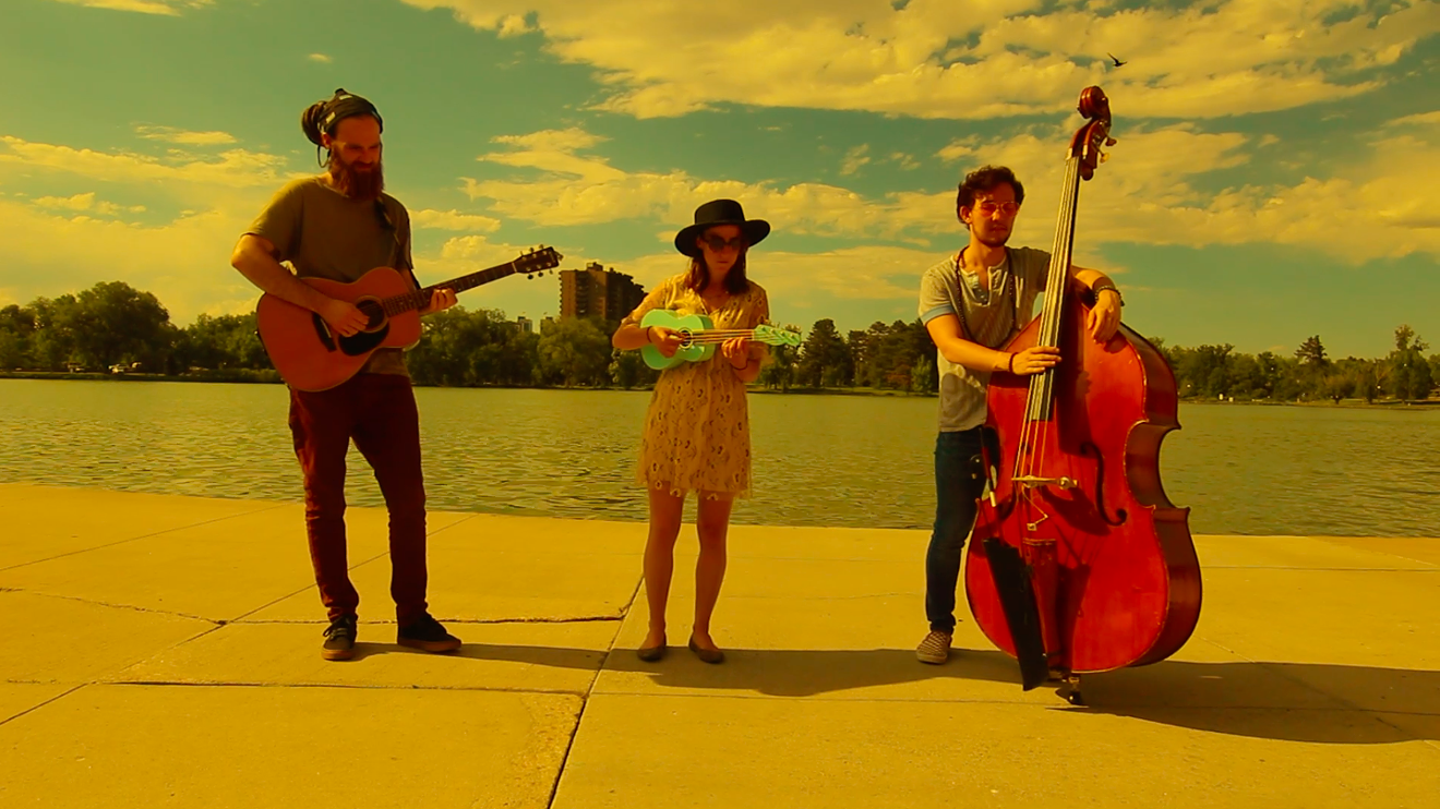 Eleanor Nash & The Ramblers perform at Washington Park on the most recent episode of Smallsongs.
