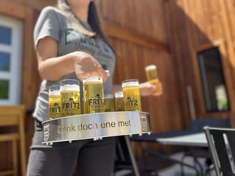 Image: Kölsch service will continue at Fritz all summer.