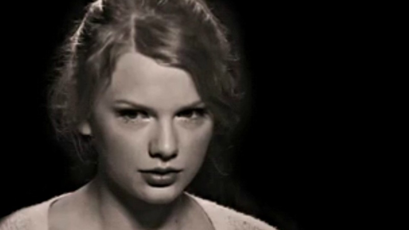 Taylor Swift, as seen in one of the many GIFs shared under the #StayStrongTaylor hashtag.