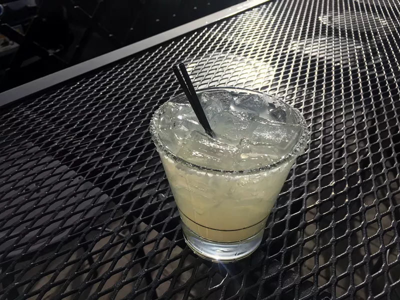 Image: This Billy's Inn house margarita is social distancing. But not to worry: You can bring a growler of these bad boys home for your quarantine.