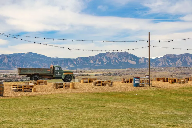 Image: Classic Colorado mountain views are on the menu at Stem Ciders' Acreage.
