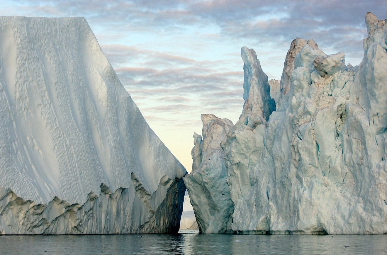 James Balog, “Ilulissat Isfjord, Greenland,” 2007.