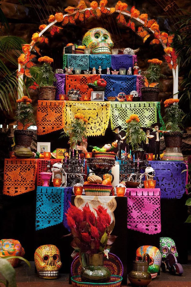 Image: Pirate: Contemporary Art celebrates Día de los Muertos in style.