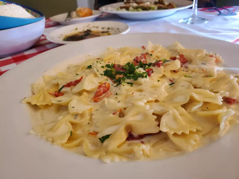 Image: plate of bowtie pasta