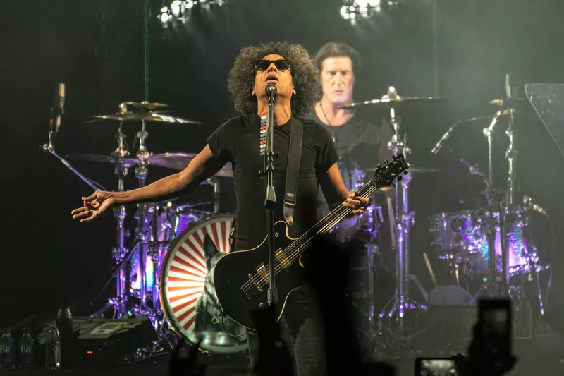 Image: William Duvall of Alice in Chains plays an acoustic set at Lost Lake tonight.