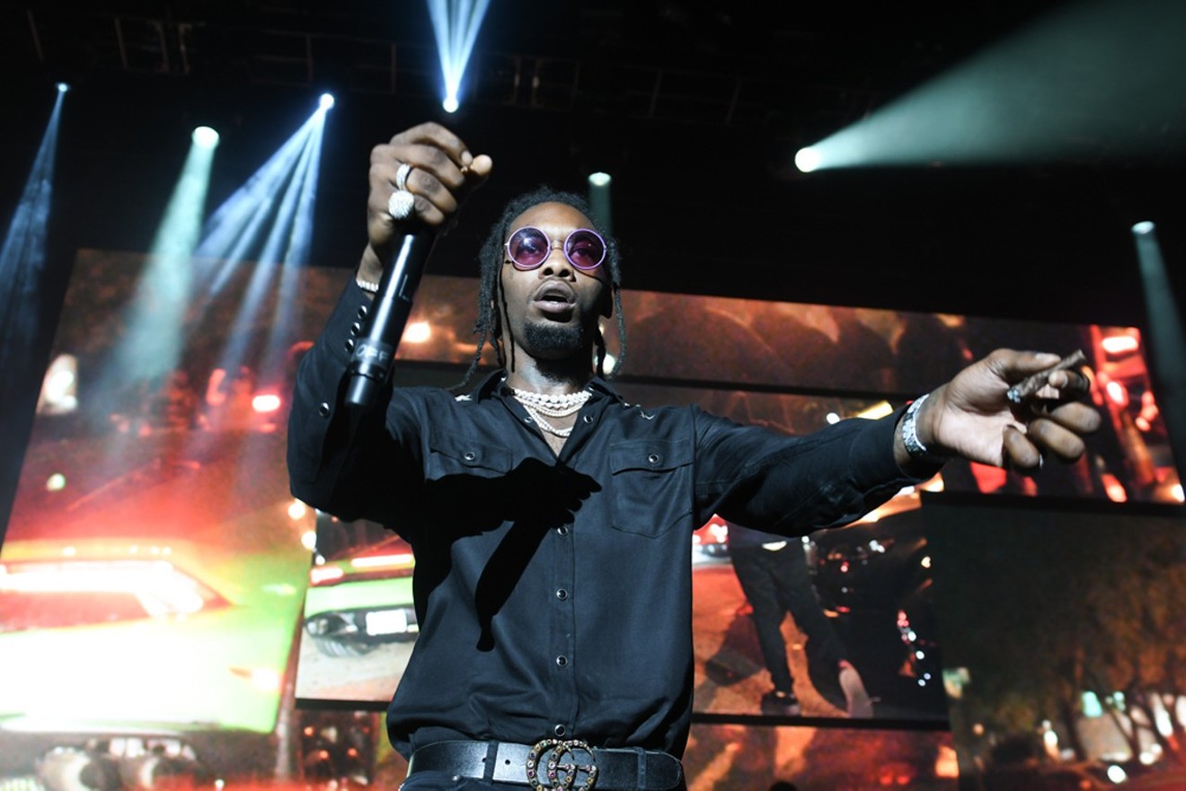 Snoop Dogg and Migos are playing Fiddler's Green.