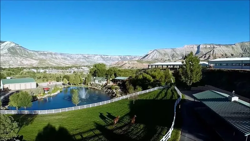 Image: The Colorado Hemp Institute includes a cultiivation building, a walk-in clinic and an assisted-living center.